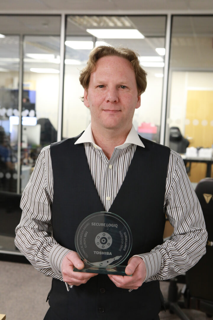 Toshiba wins award image